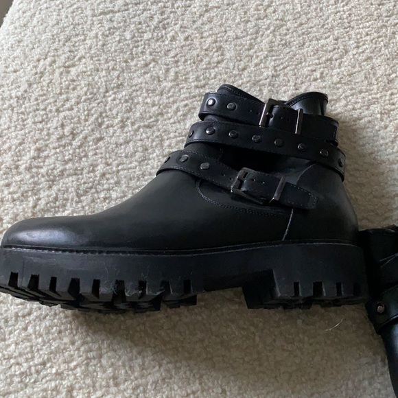 Black leather motorcycle boots with gun metal studs and buckles classic boot - Picture 6 of 9